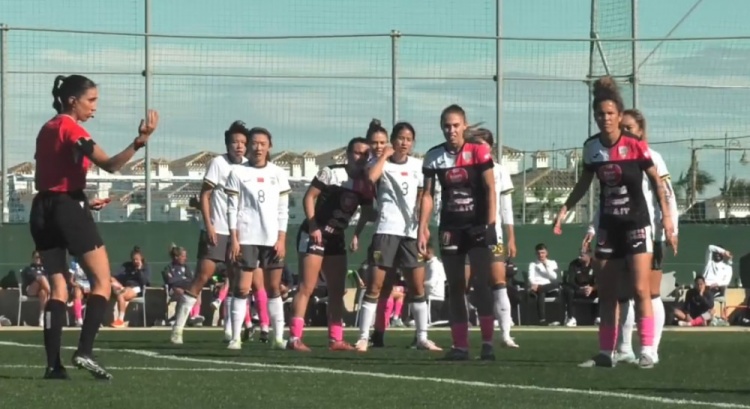  唐佳麗梅開二度、邵子欽破門，中國女足3-2擊敗Alhama俱樂部女足